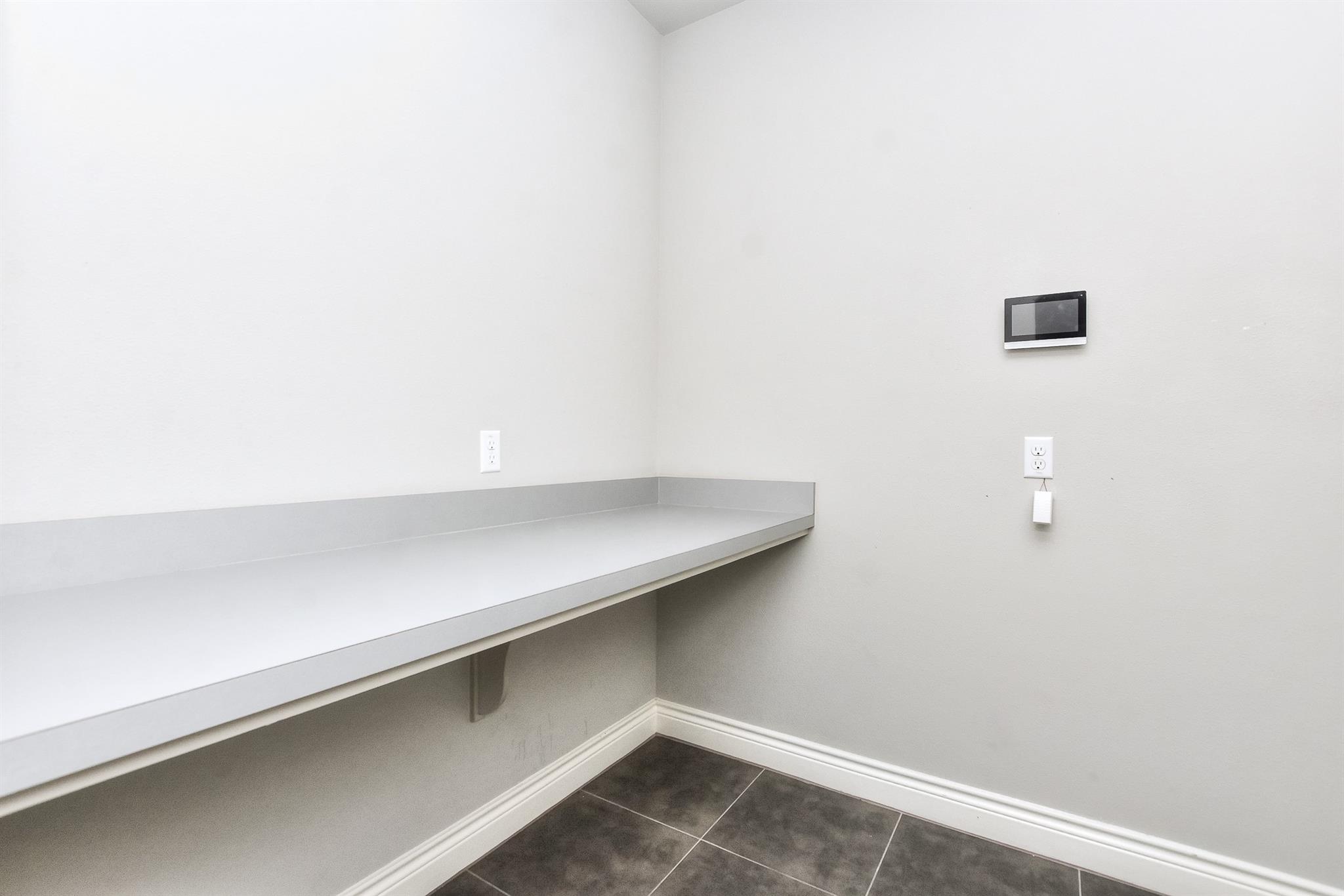 600 Caprock Canyon Trl Property Photo 11