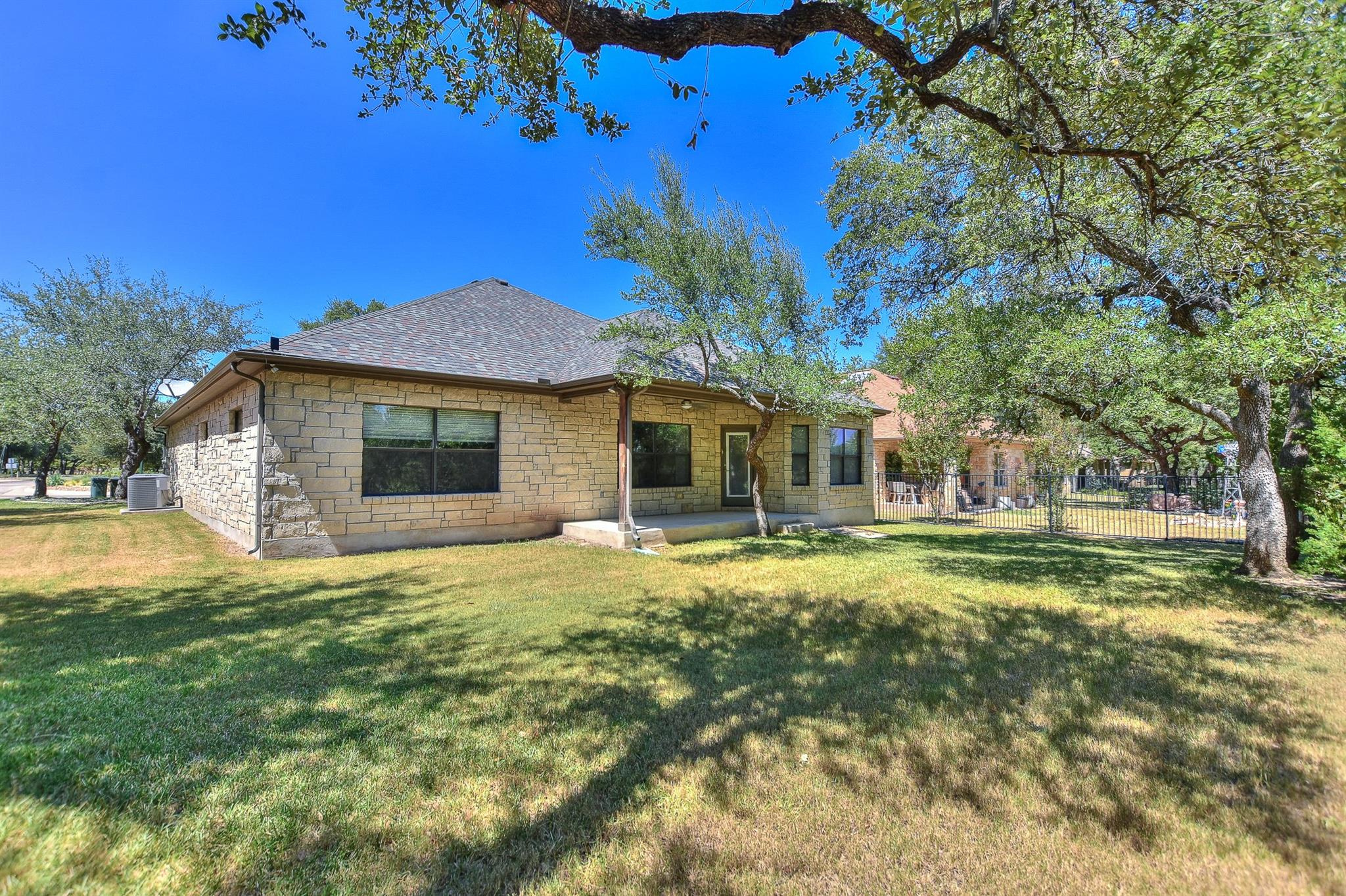 600 Caprock Canyon Trl Property Photo 35