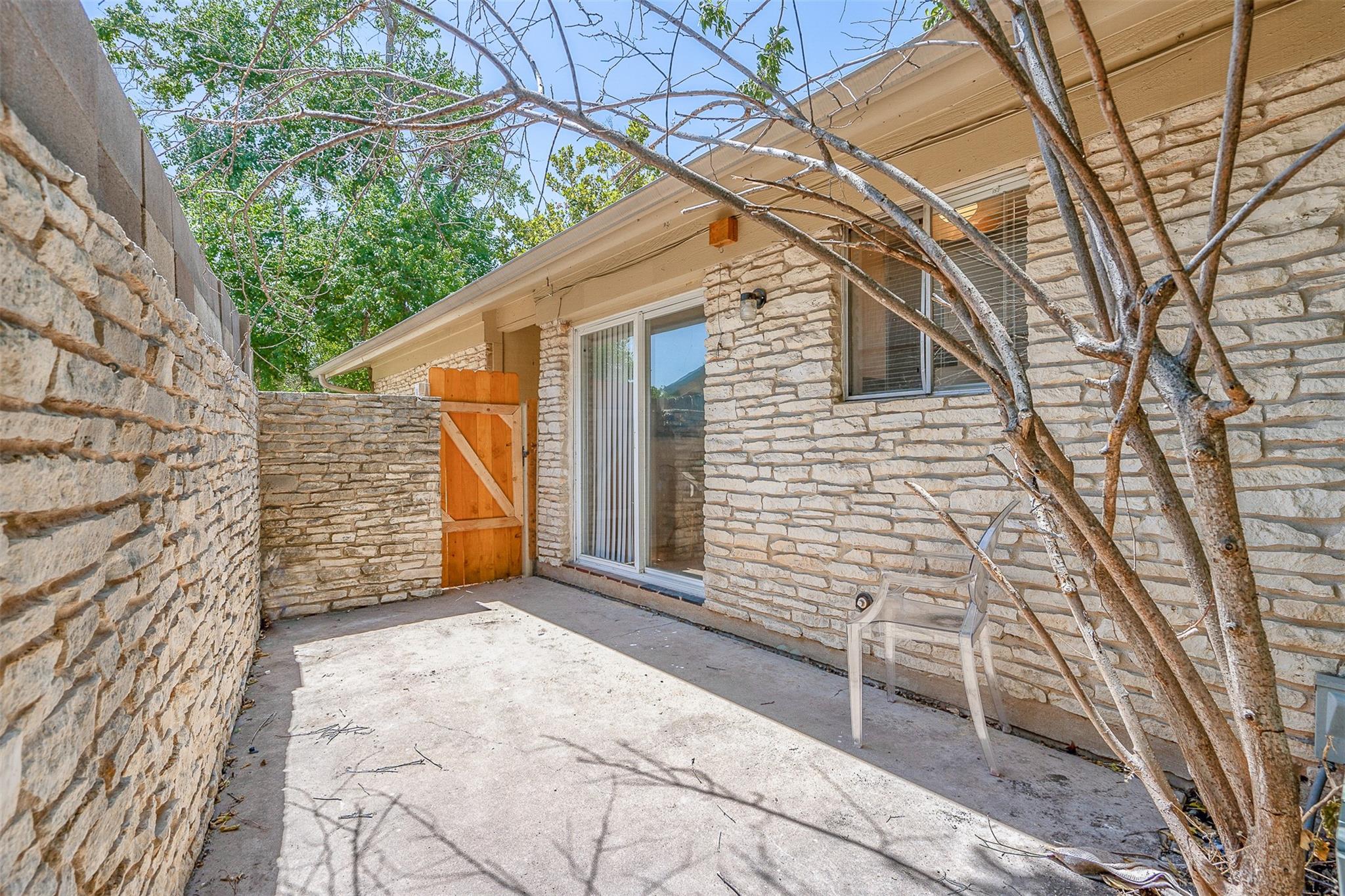 8603 Woodstone Dr #b Property Photo 19