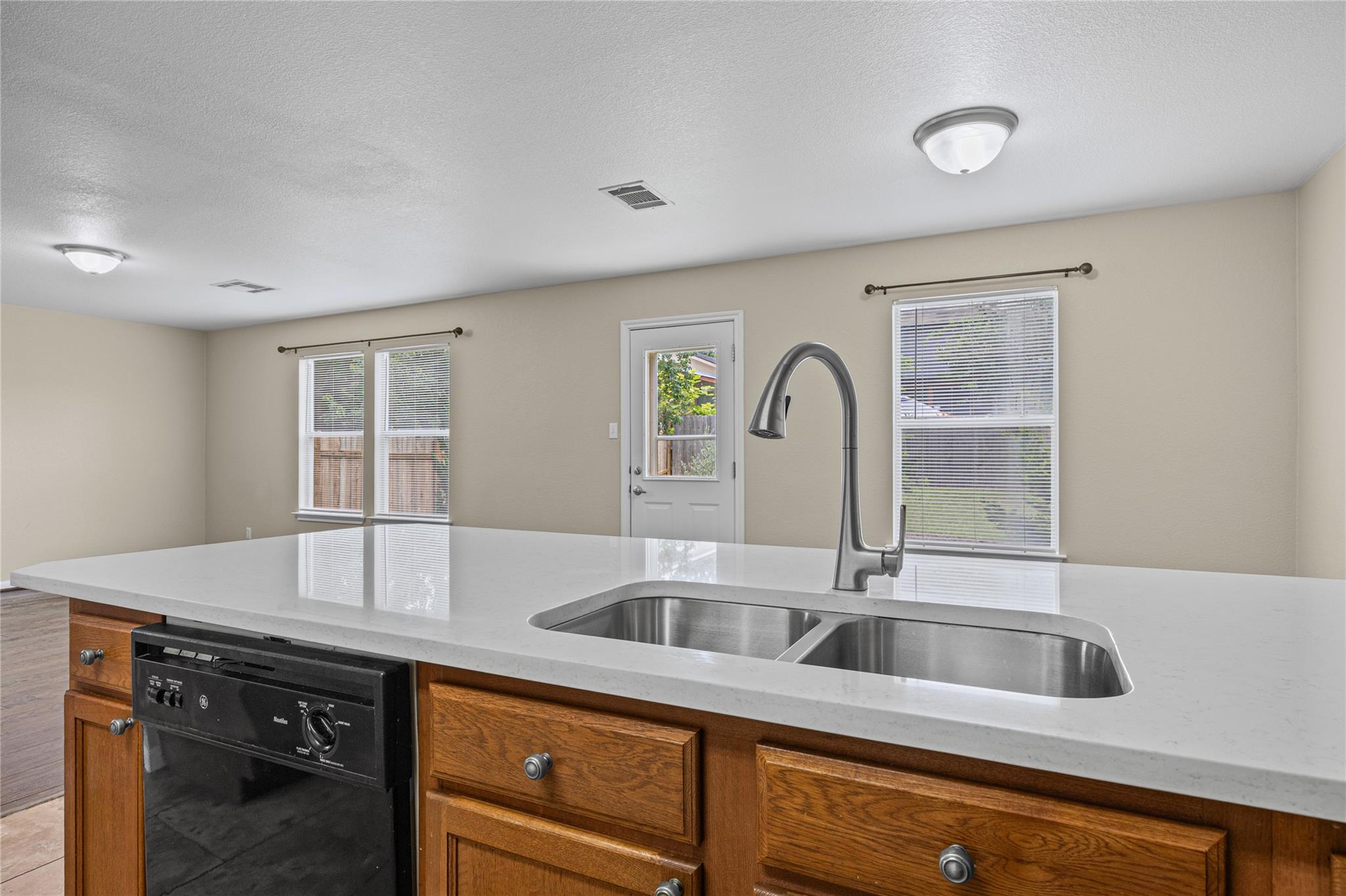 198 Black Forest None Property Photo 8