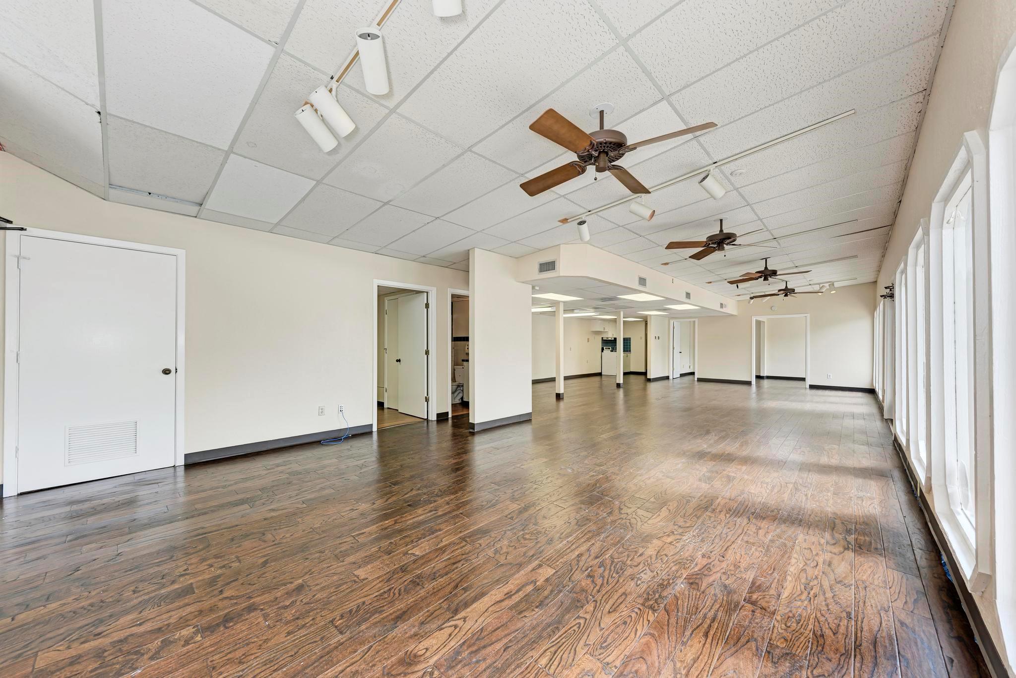 3408 West Ave Property Photo 5