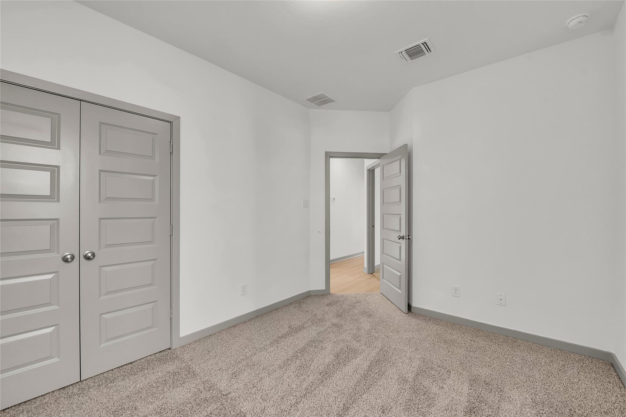 270 Boatright Blvd Property Photo 9