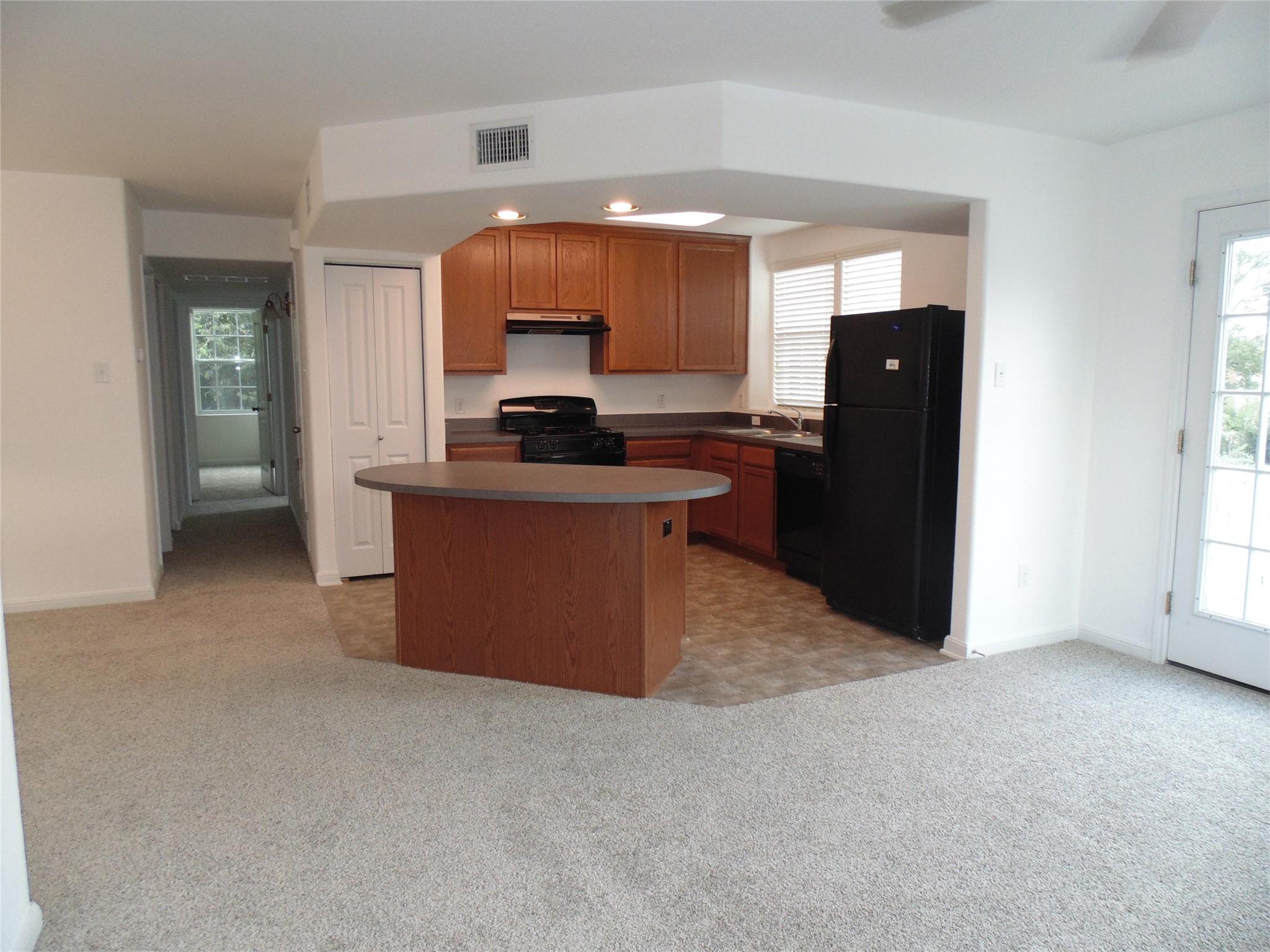 110 Trestle Tree None #ab Property Photo 4