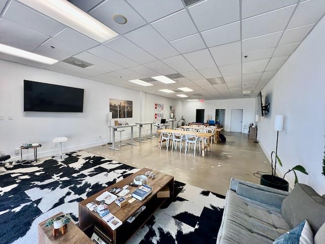 2051 Cypress Creek Rd #k Property Photo 1