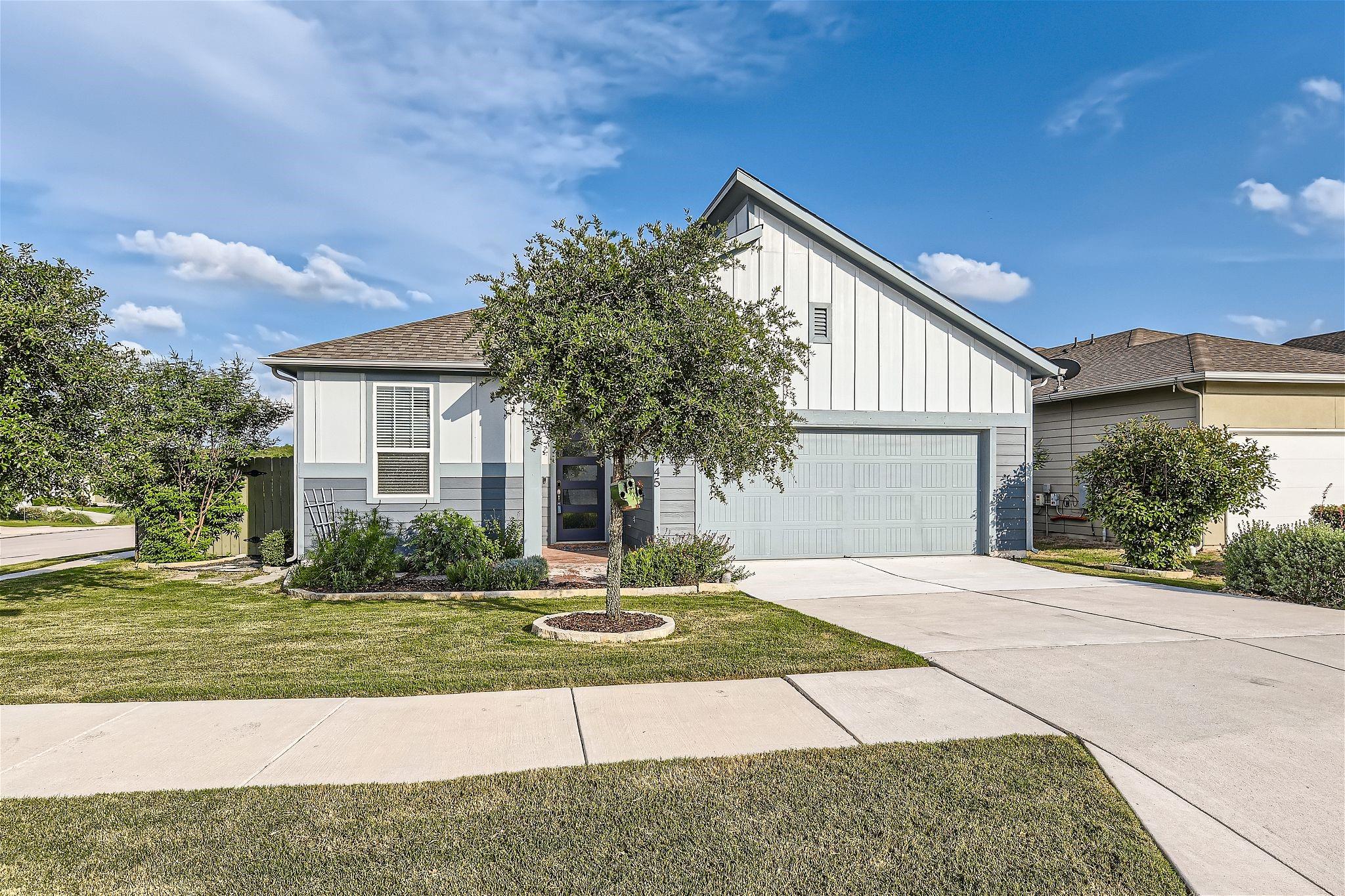 9945 Comely Bnd Property Photo 1