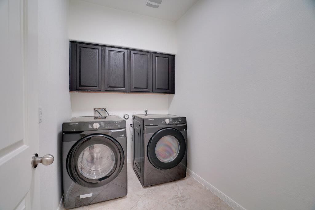 2509 Etta May Ln Property Photo 19