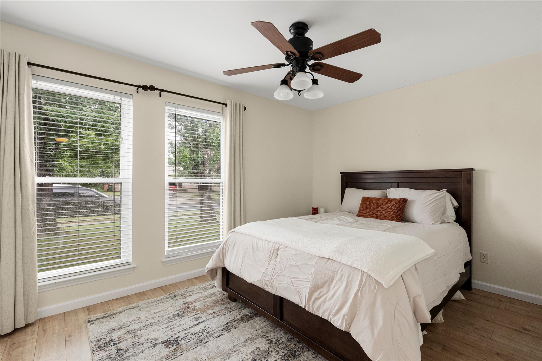 13008 Candlestick Pl Property Photo 12