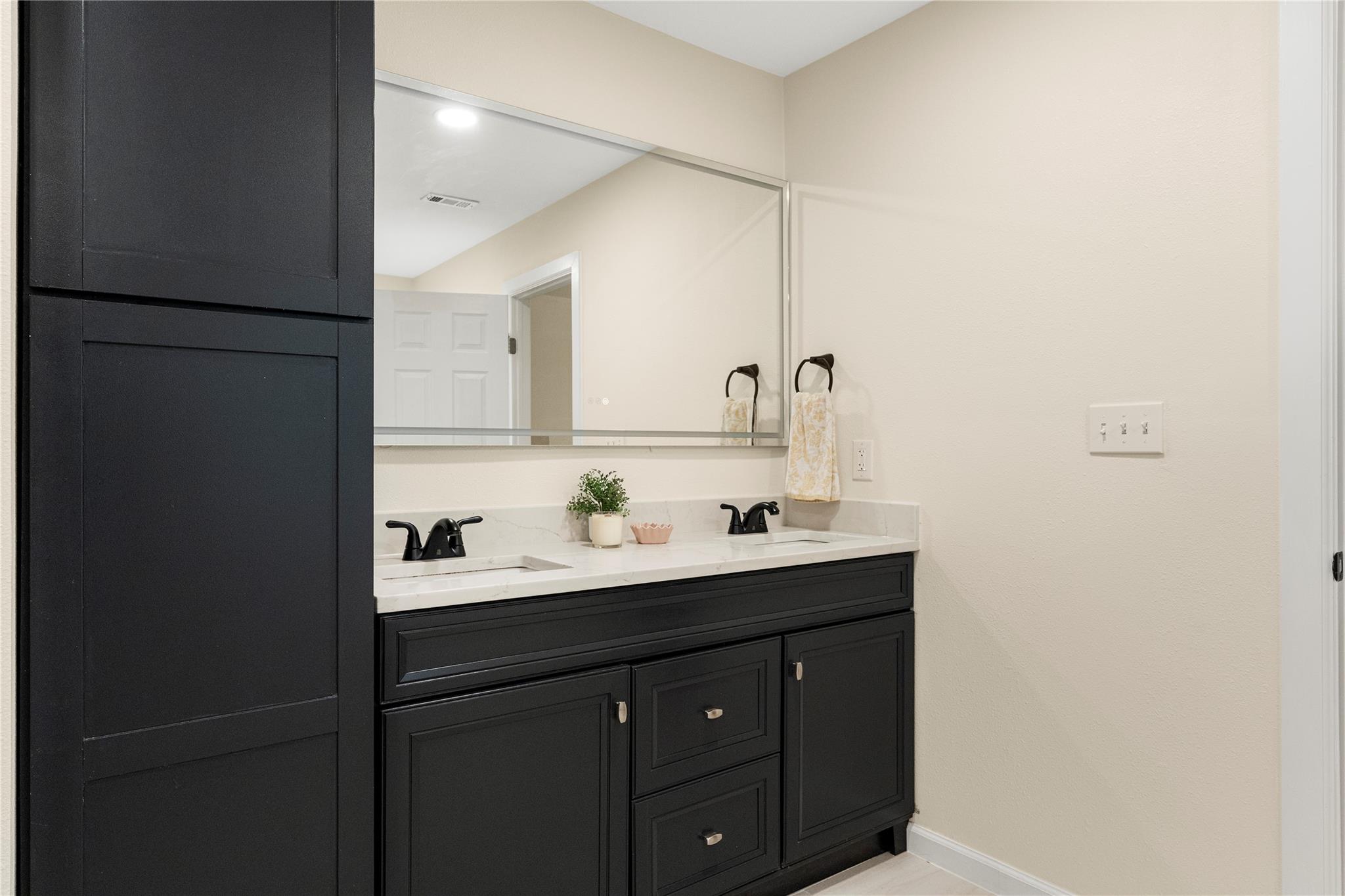 13008 Candlestick Pl Property Photo 16