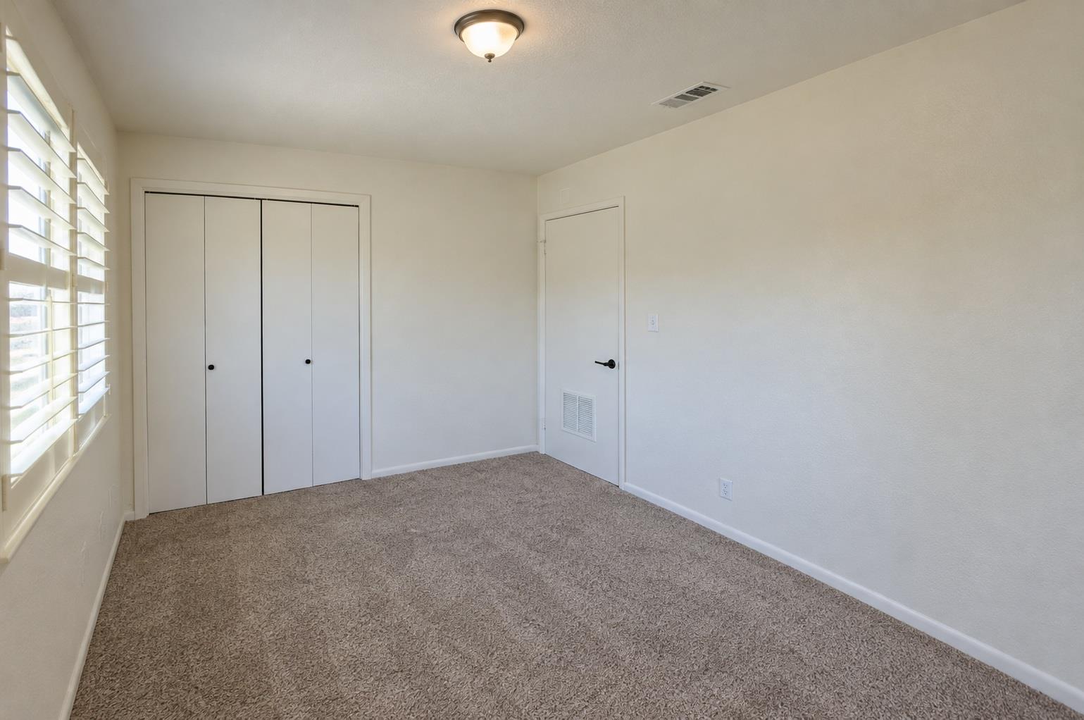 2703 Swisher St #100a Property Photo 4