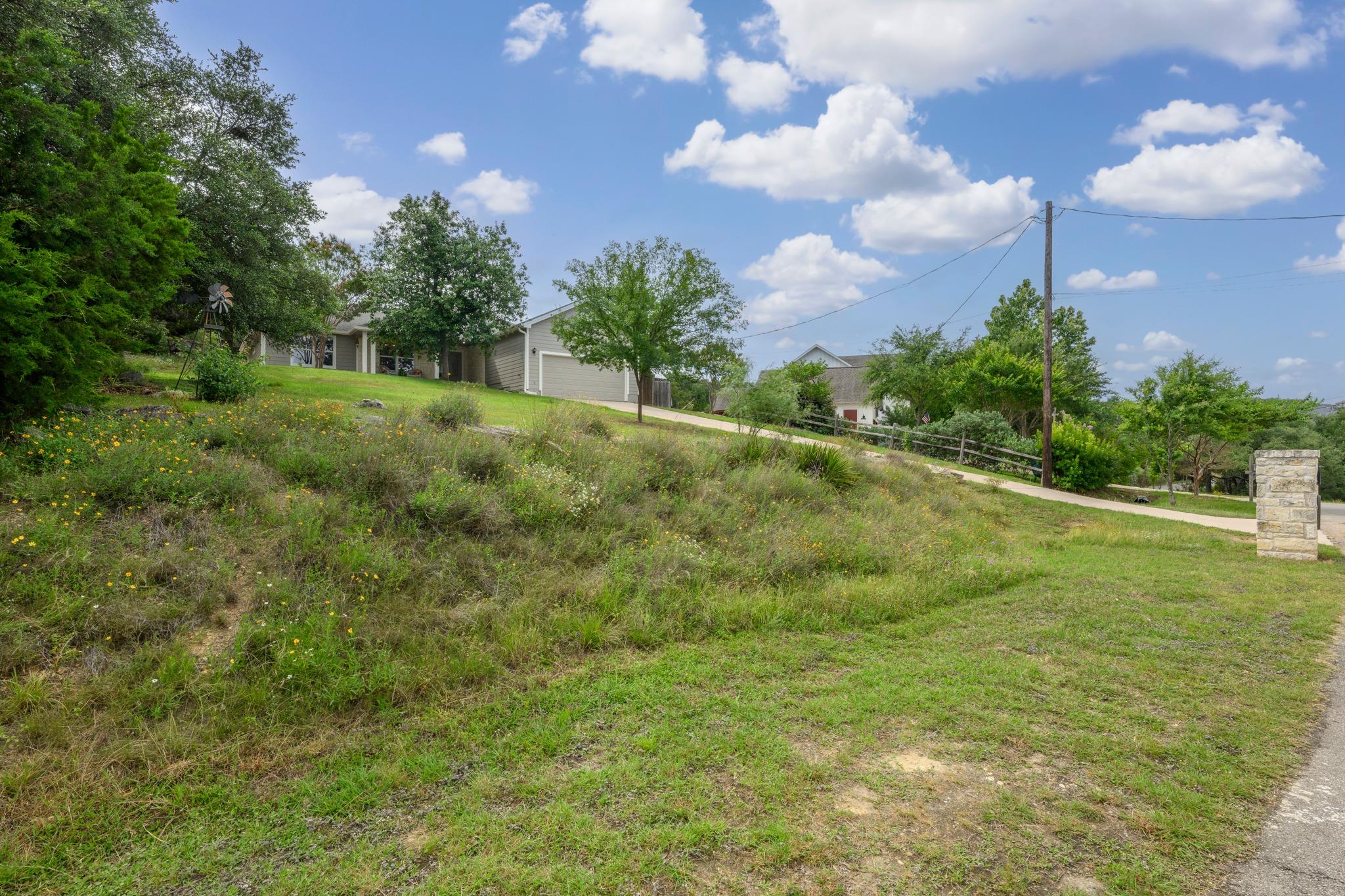 1103 Larkhall Dr Property Photo 13