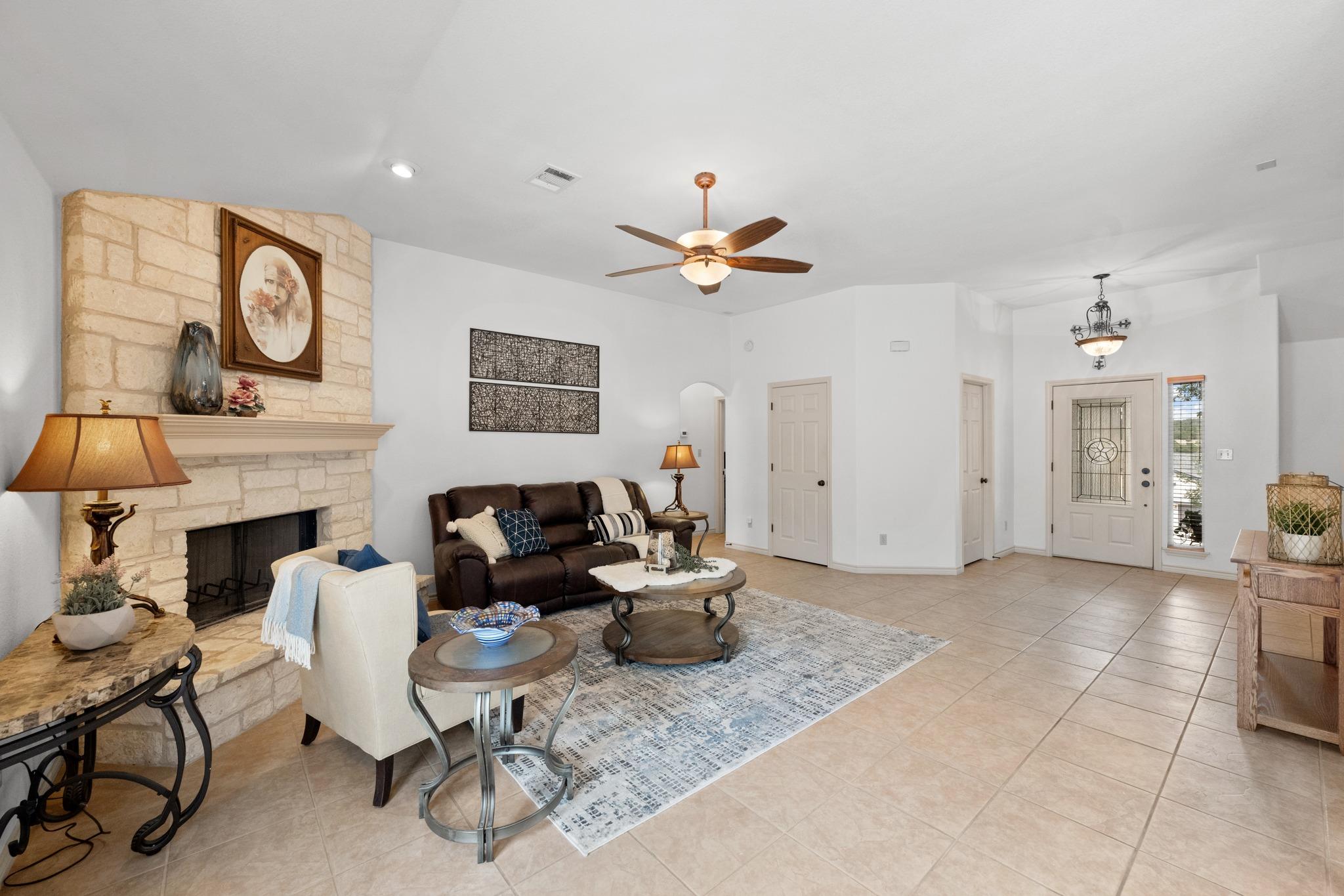 1103 Larkhall Dr Property Photo 15
