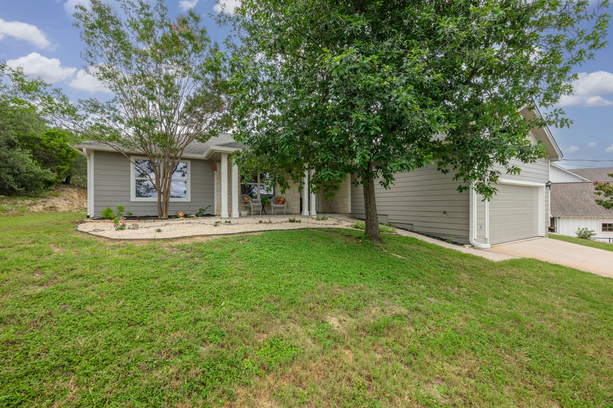 1103 Larkhall Dr Property Photo 16