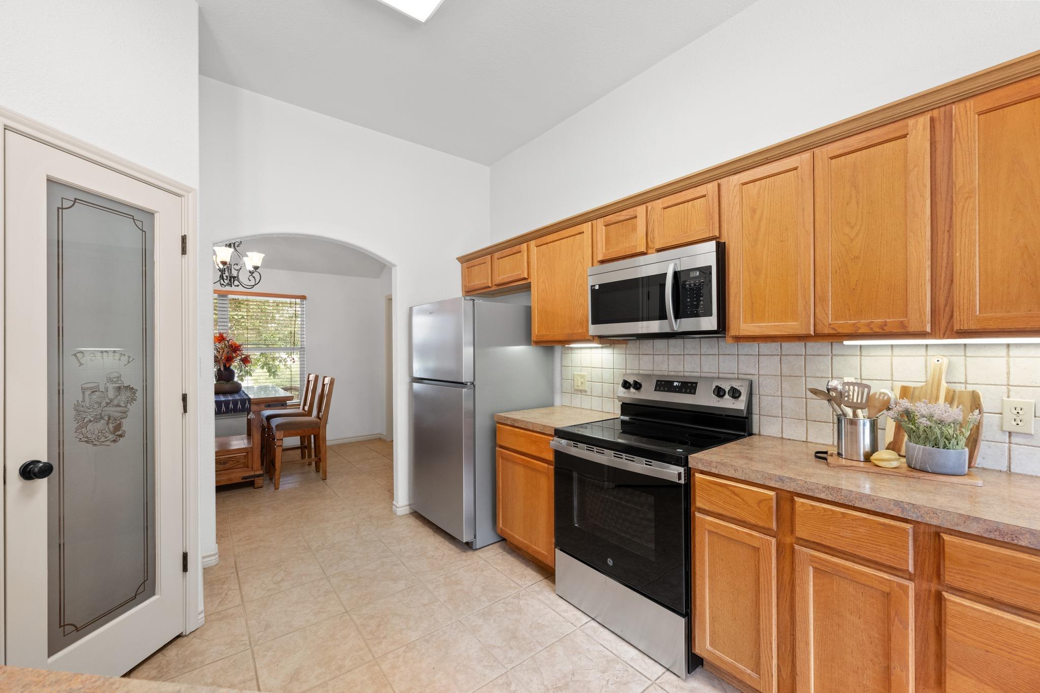 1103 Larkhall Dr Property Photo 18