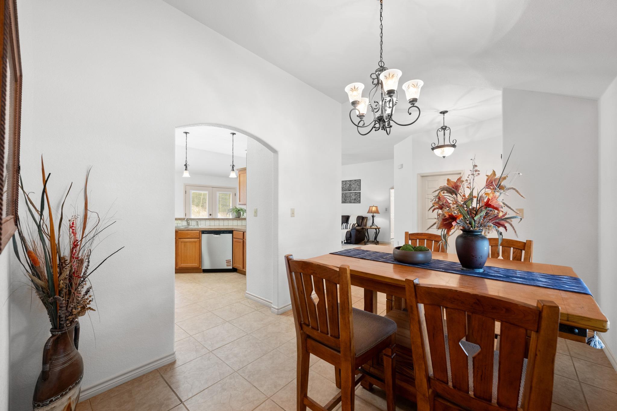 1103 Larkhall Dr Property Photo 25