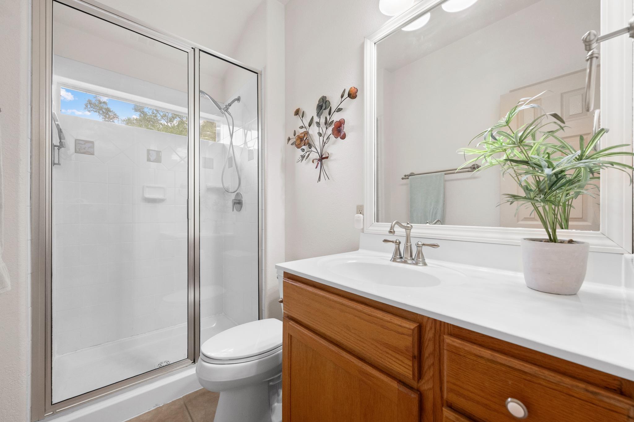 1103 Larkhall Dr Property Photo 32