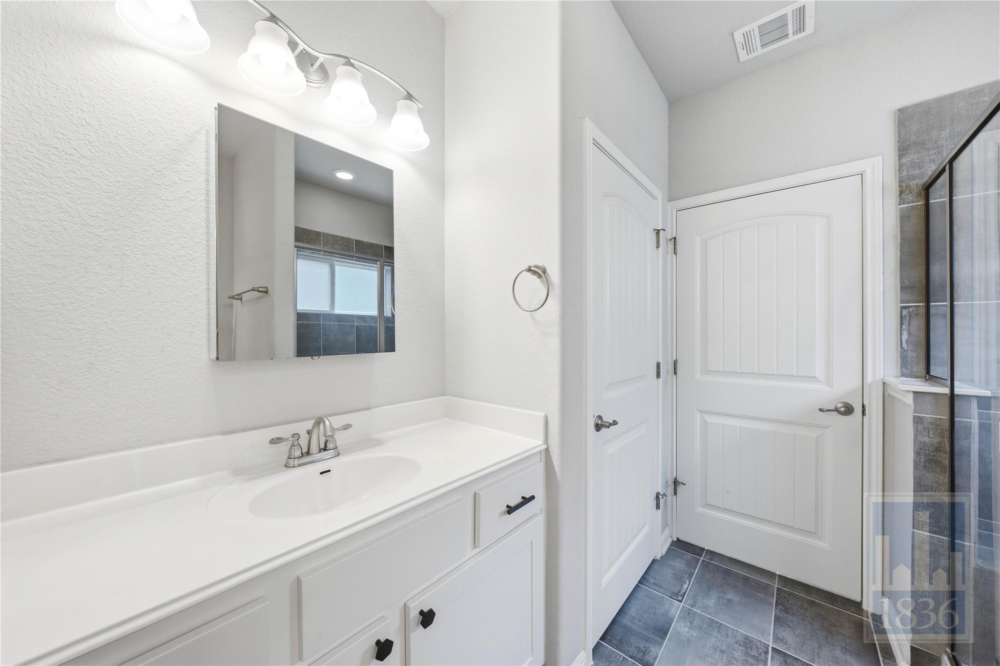 5916 Corrine Ln Property Photo 18