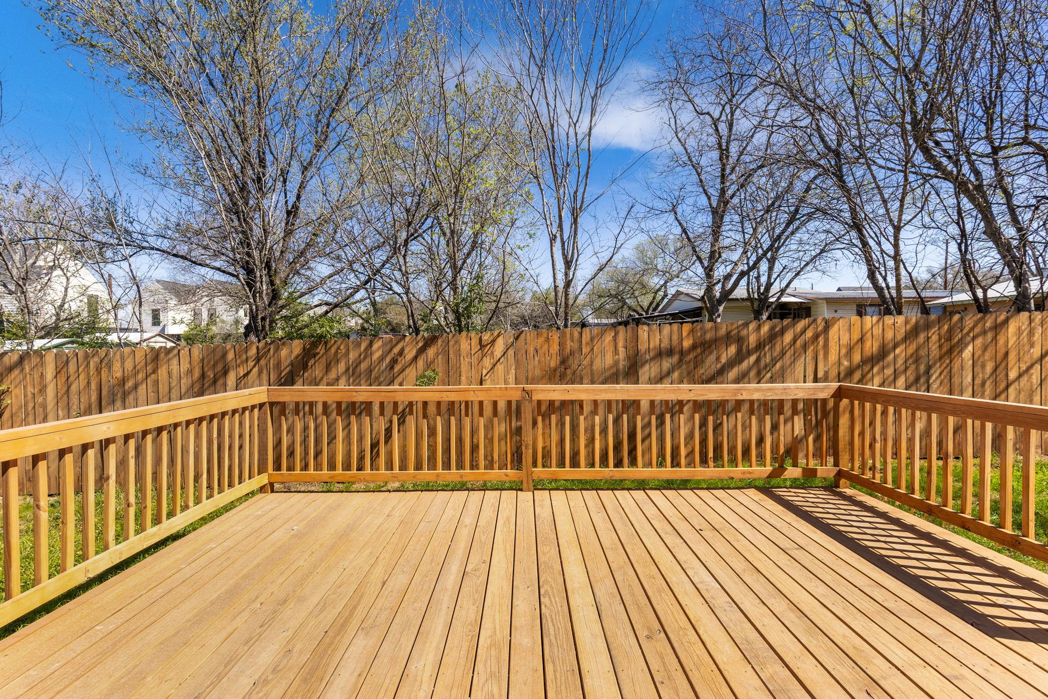 802 Philco Dr 2 Property Photo 16
