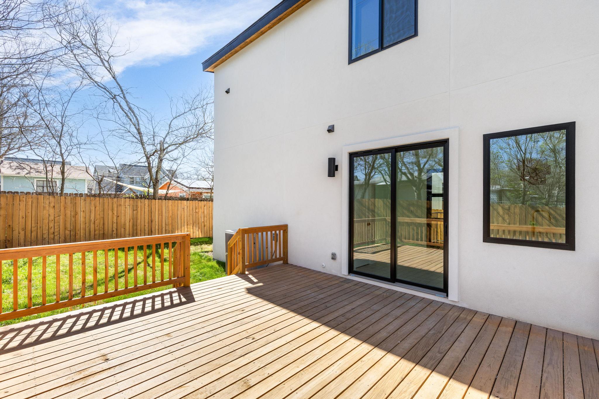 802 Philco Dr 2 Property Photo 18