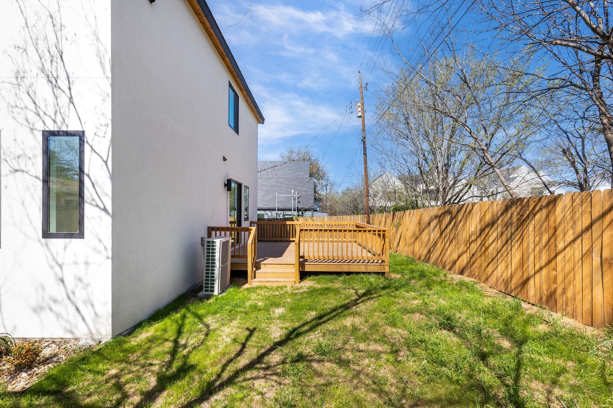 802 Philco Dr 2 Property Photo 20