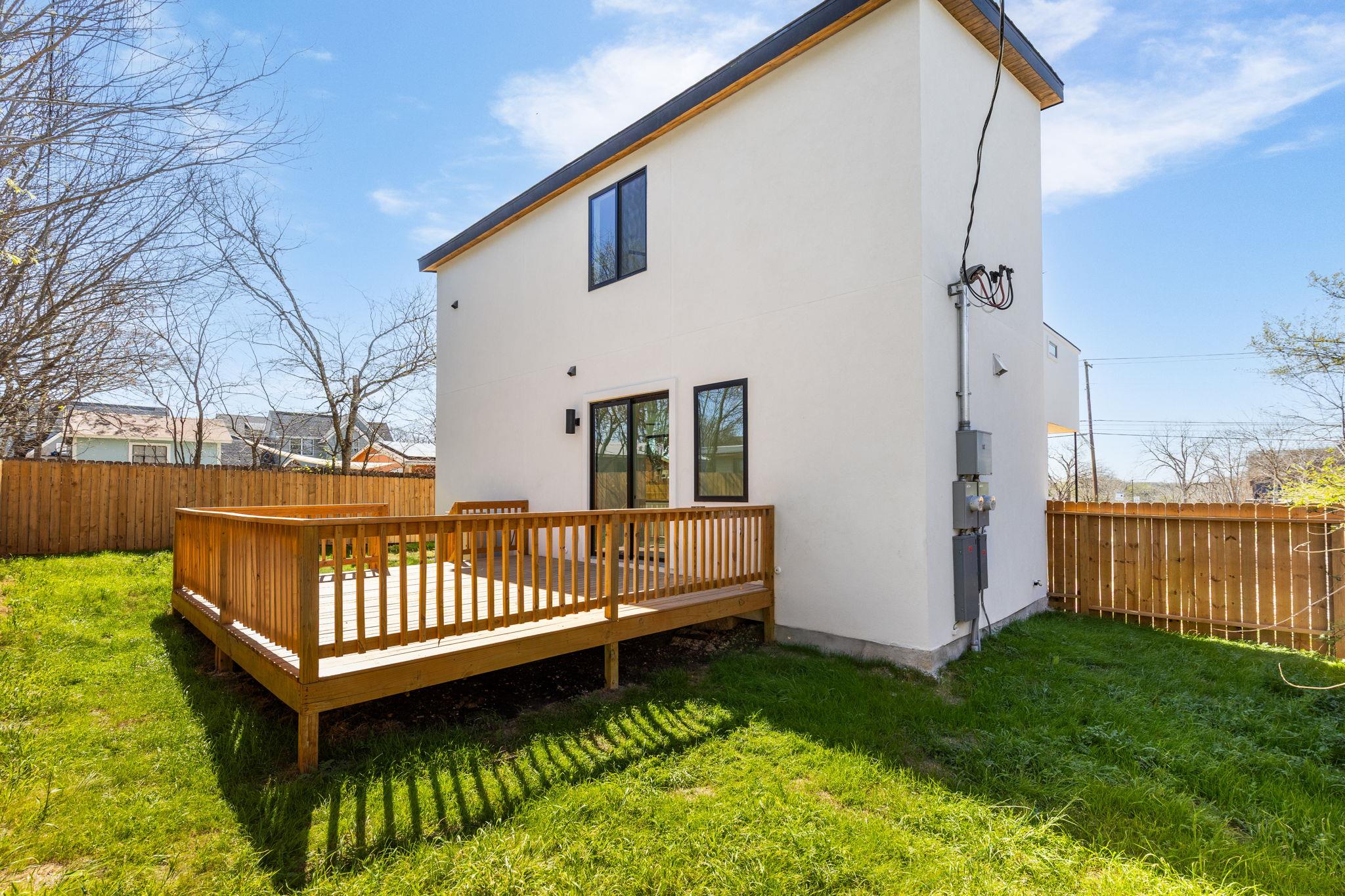 802 Philco Dr 2 Property Photo 21