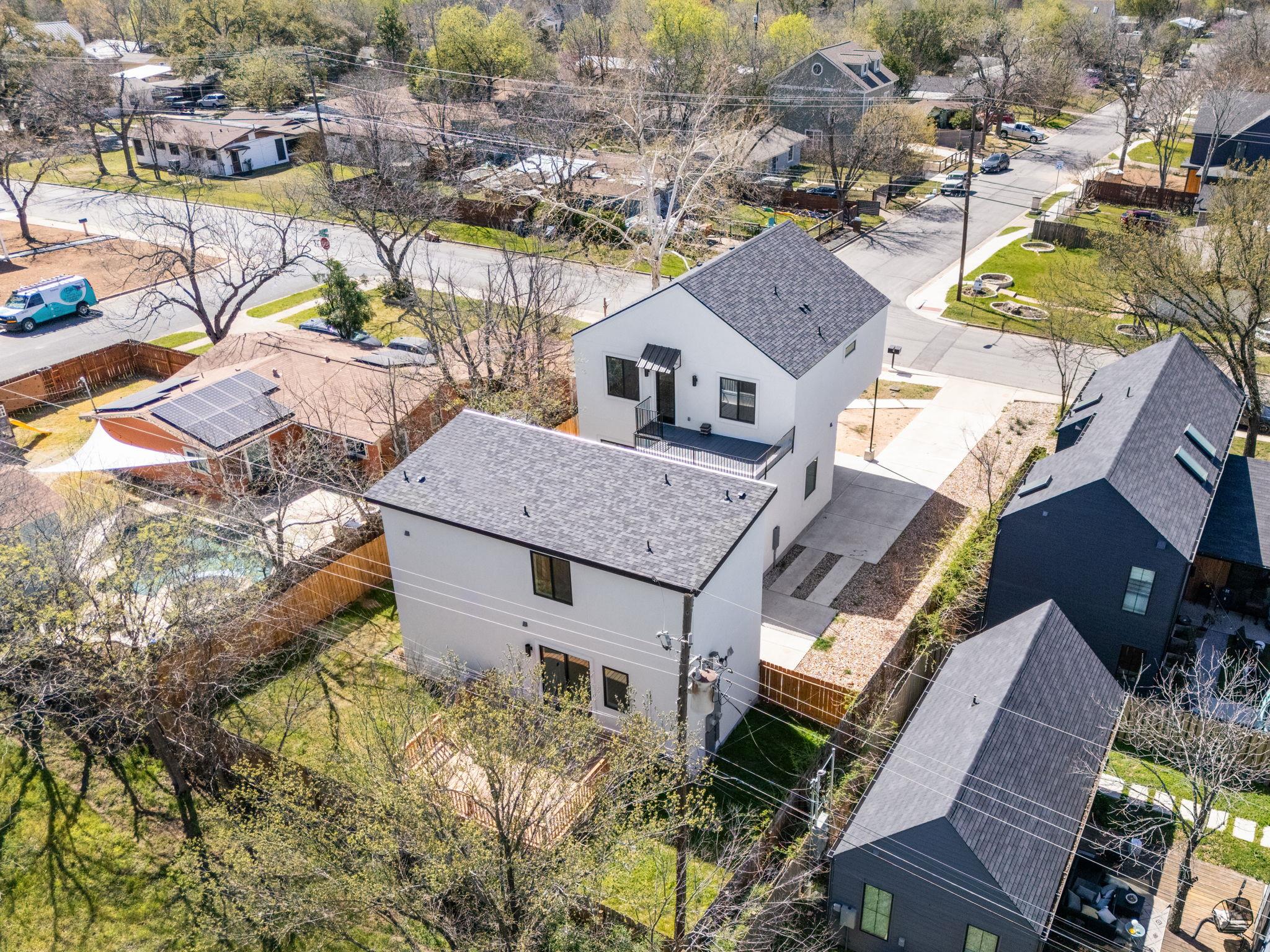 802 Philco Dr 2 Property Photo 24