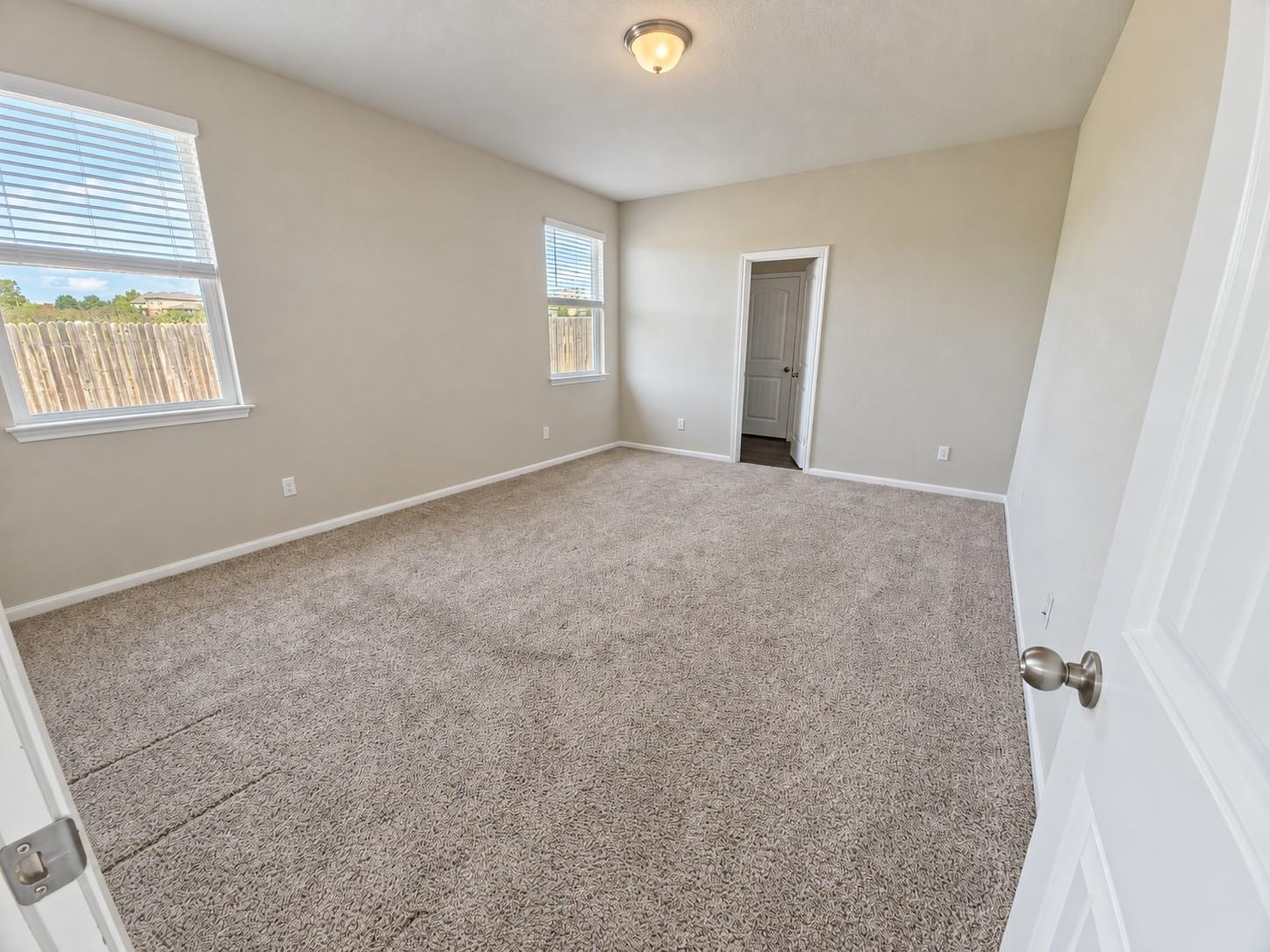 309 Naset Dr Property Photo 12