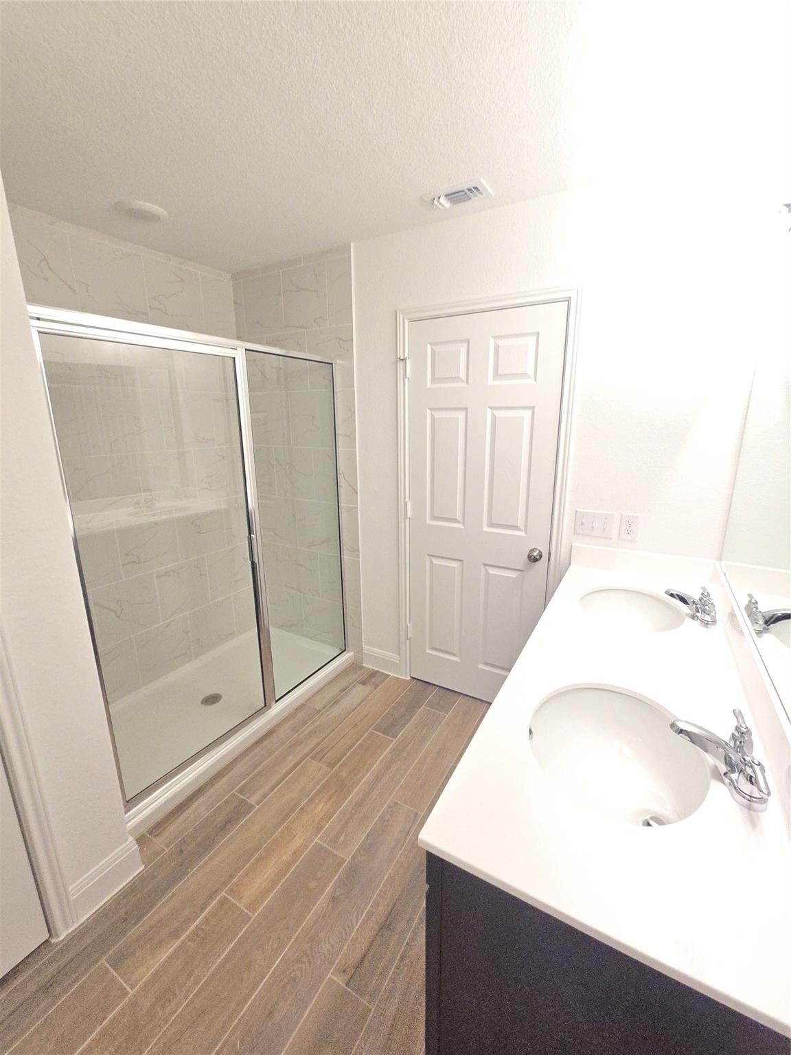 408 Acuff Ln Property Photo 23