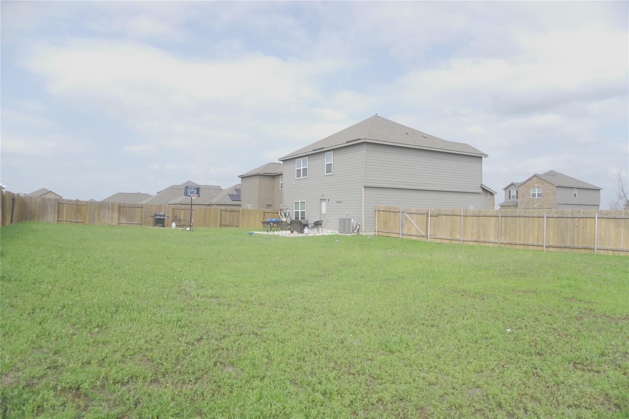 14300 Prairie Sod Ln Property Photo 5