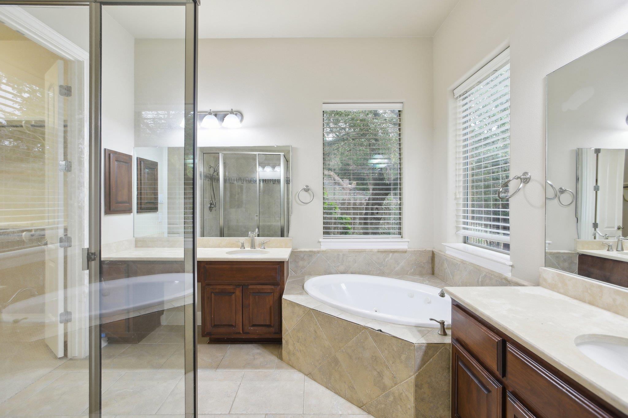 10504 Prezia Dr Property Photo 18