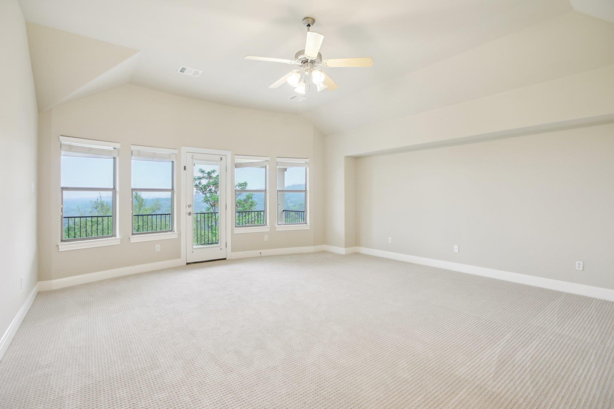 10504 Prezia Dr Property Photo 22