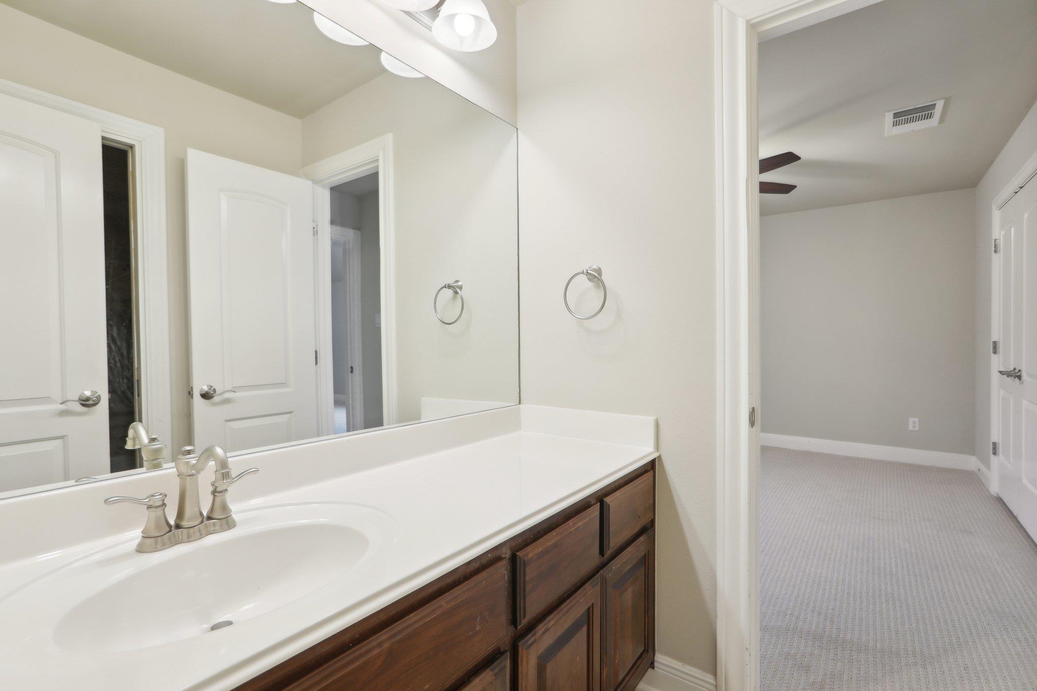 10504 Prezia Dr Property Photo 29