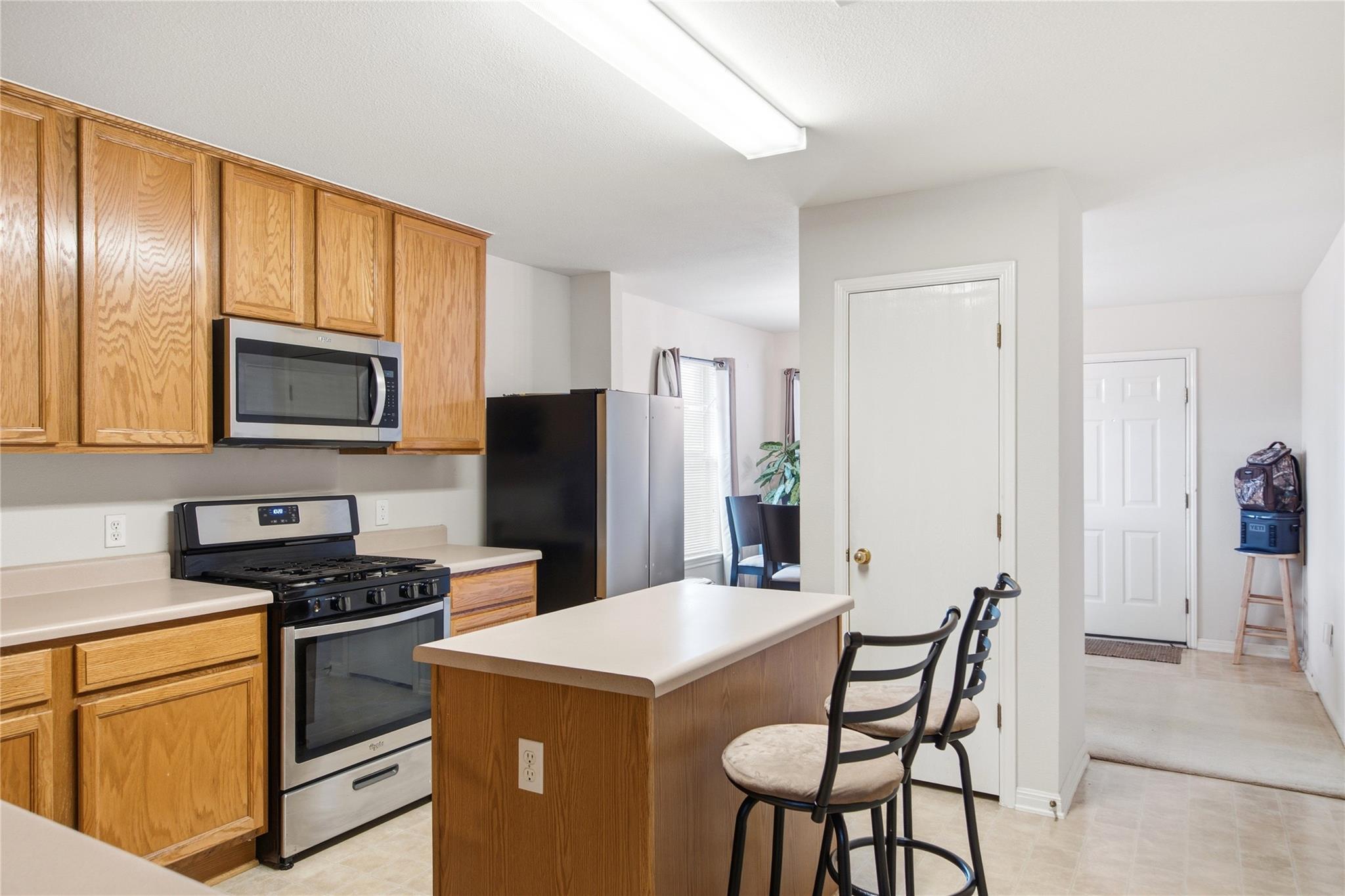 11609 Lansdowne Rd Property Photo 5
