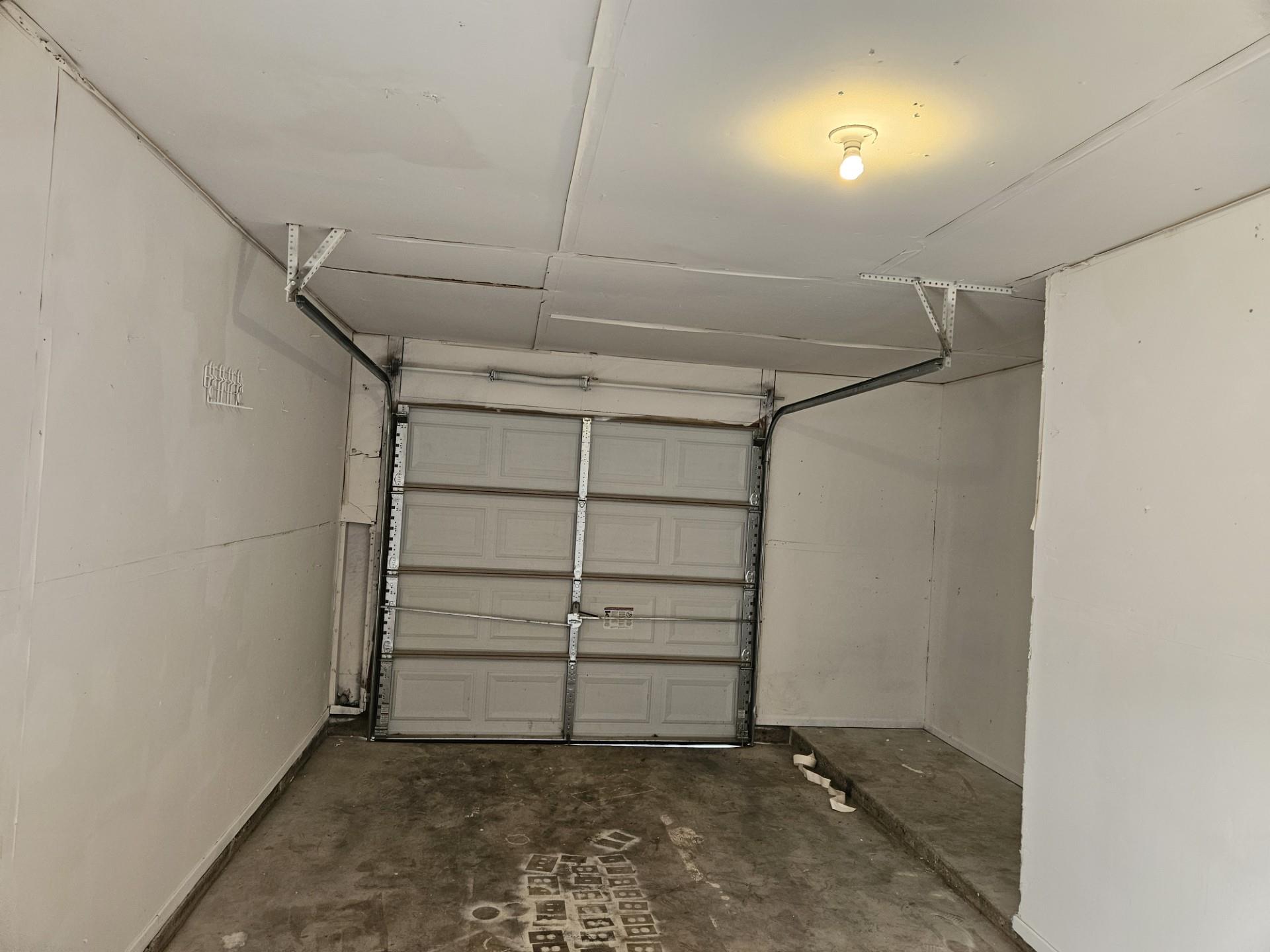 805 Lexington Rd #b Property Photo 10
