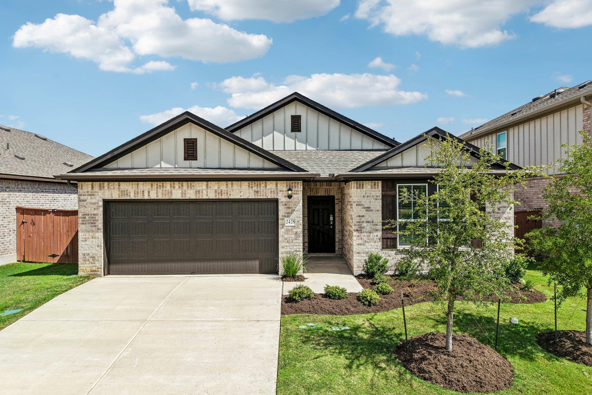 2428 Ambling Trl Property Photo 1