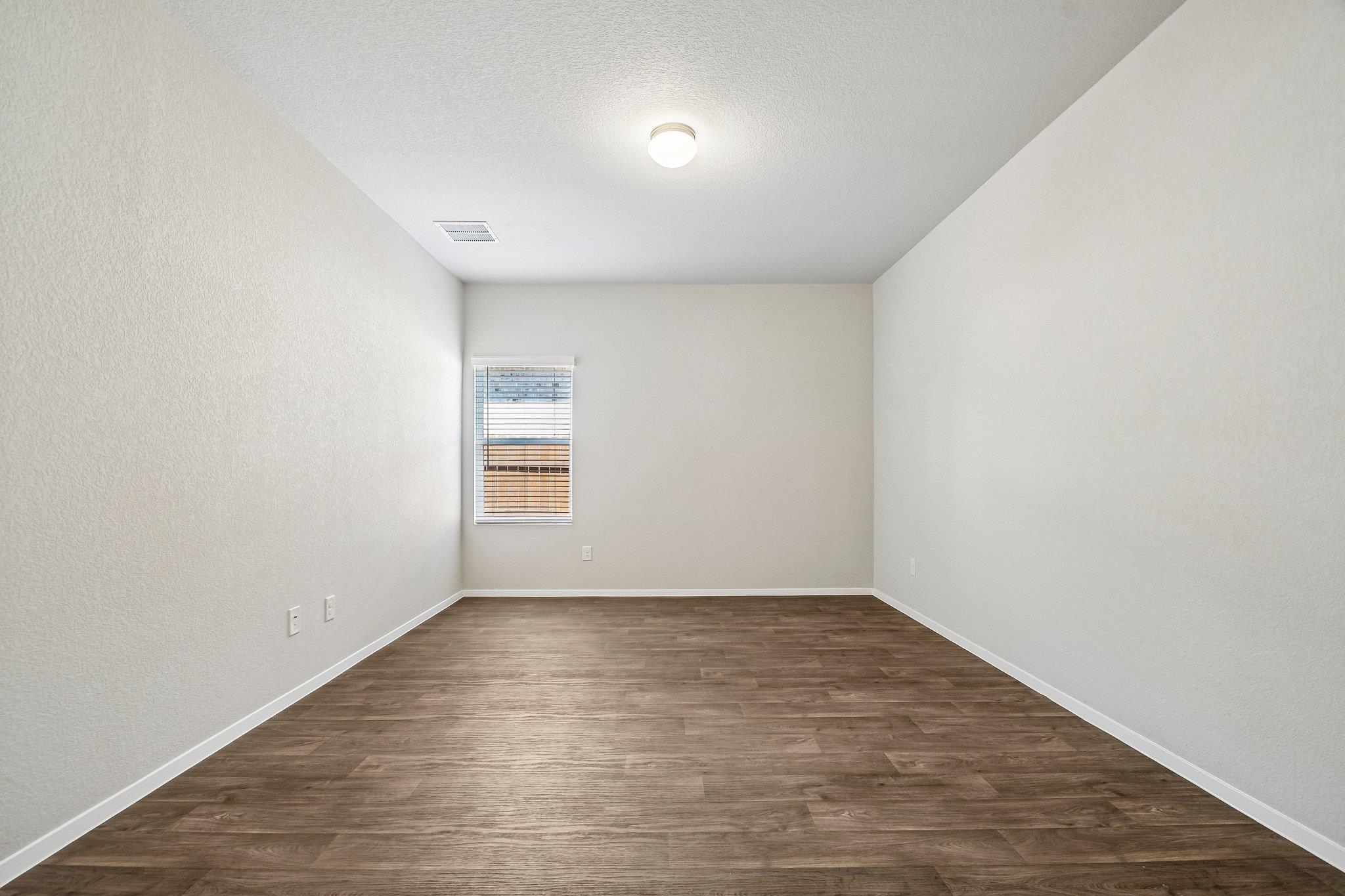 2428 Ambling Trl Property Photo 27