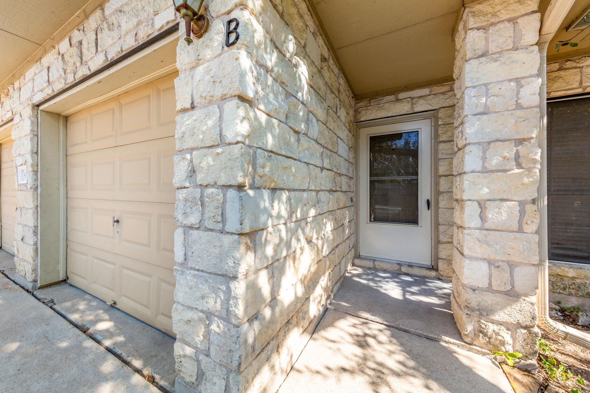 8708 Weiser Dr #b Property Photo 5