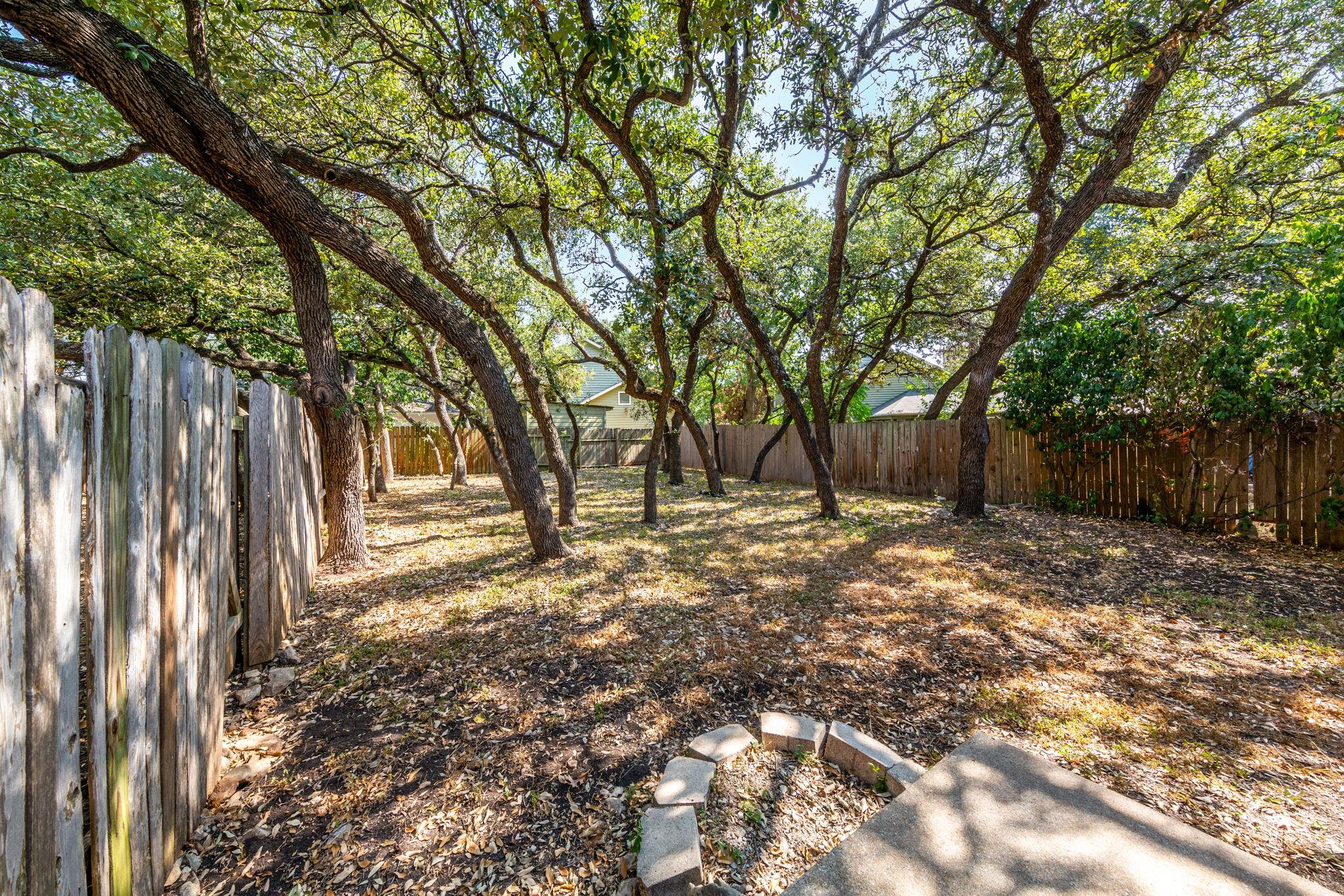 8708 Weiser Dr #b Property Photo 27