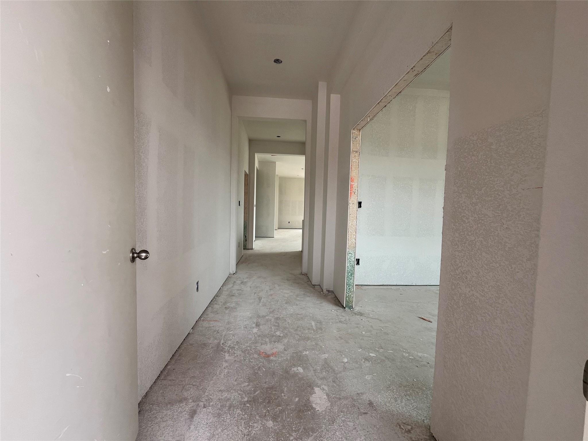 2513 Walking Y Rd Property Photo 6