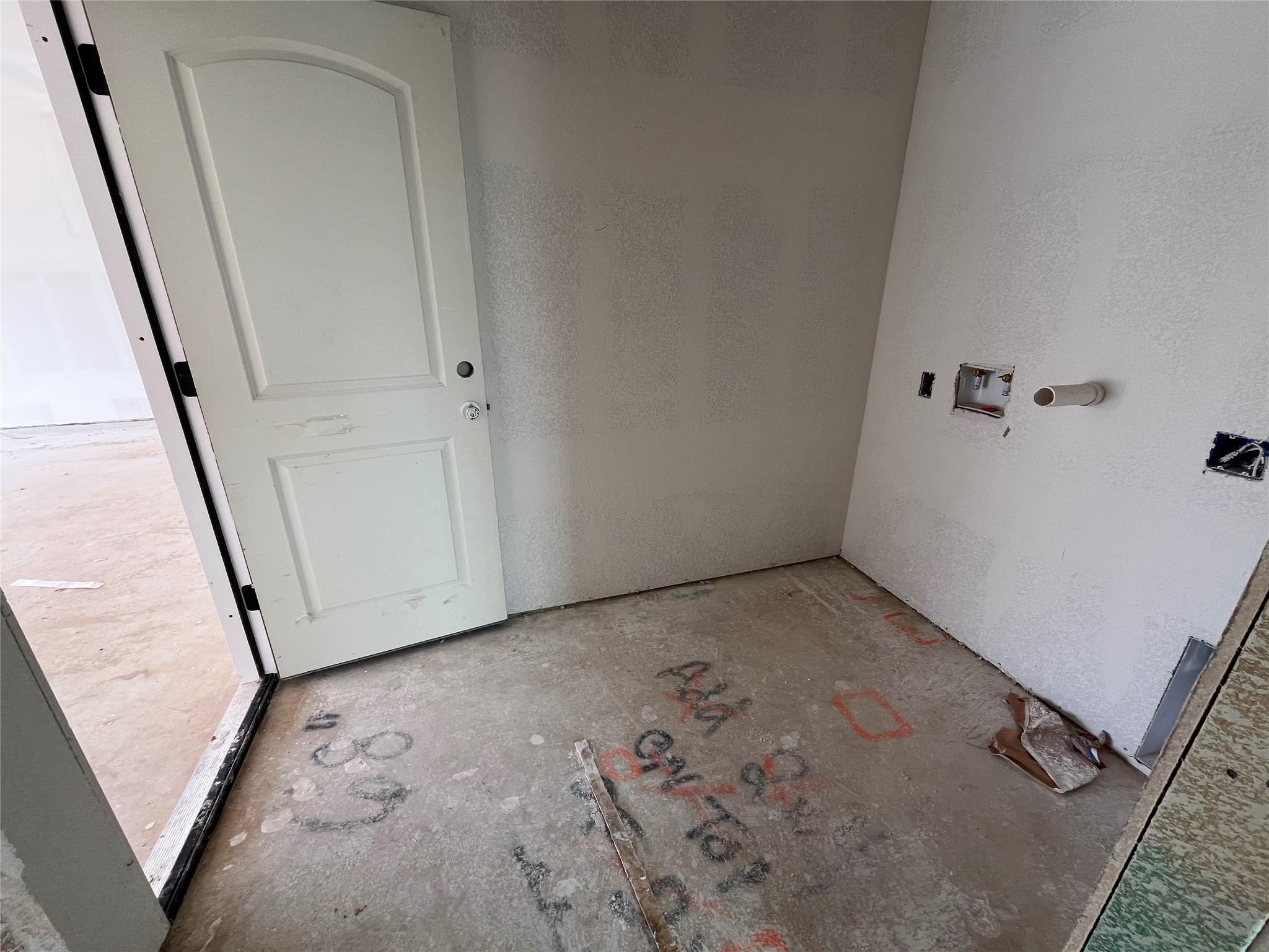 2513 Walking Y Rd Property Photo 10
