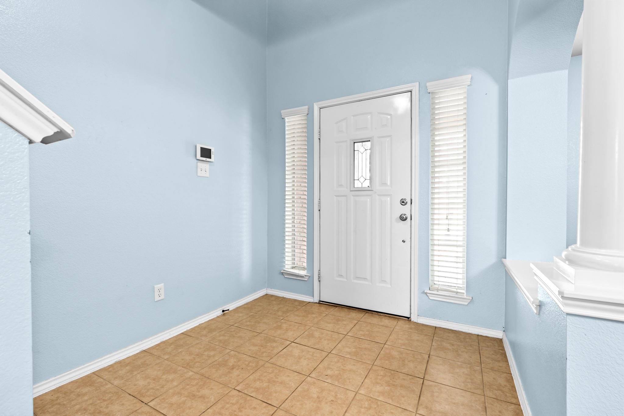 1904 Griffin Dr Property Photo 3
