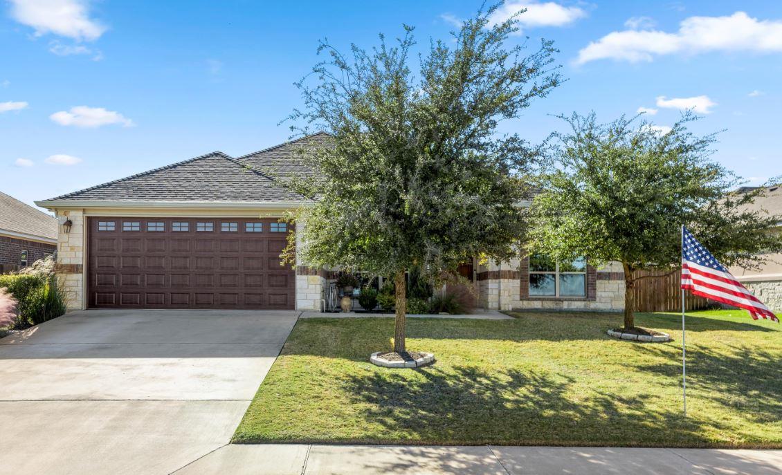 416 Western Sky Trl Property Photo 1