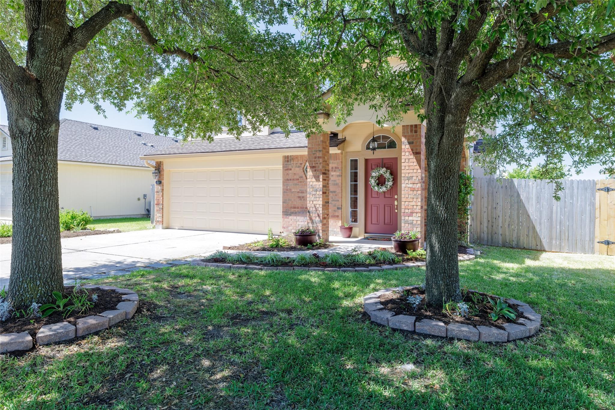 204 Precipice Way Property Photo 1