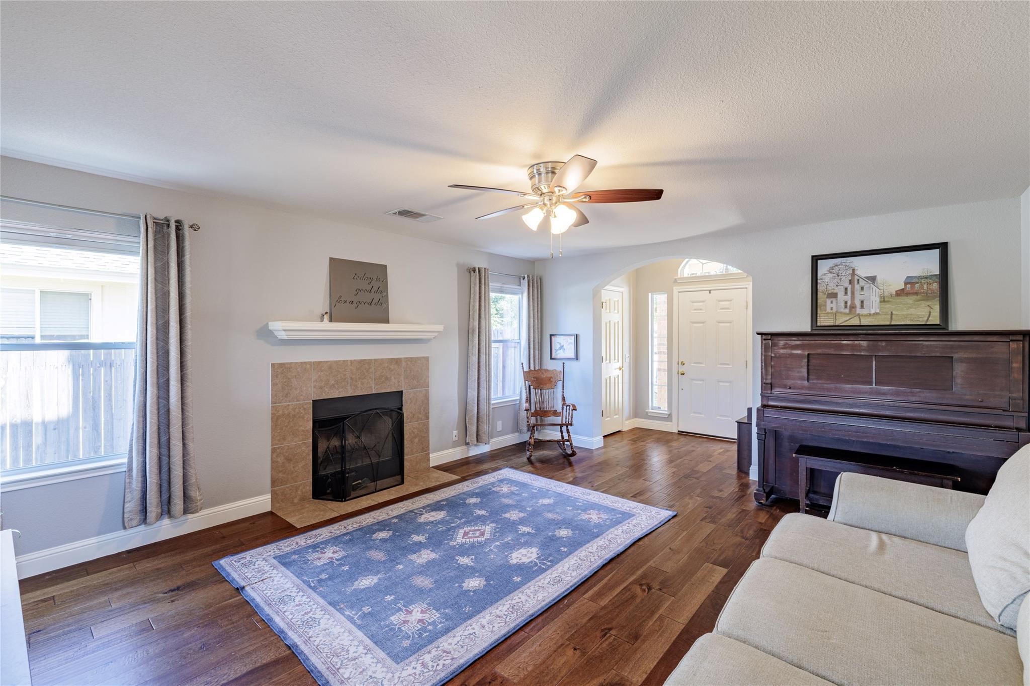 204 Precipice Way Property Photo 5
