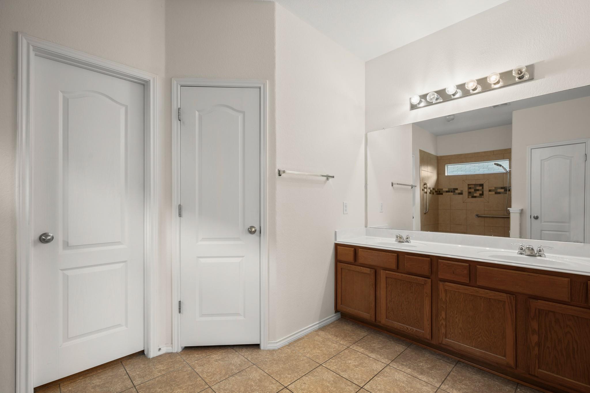 4617 Tiddle Ln Property Photo 13