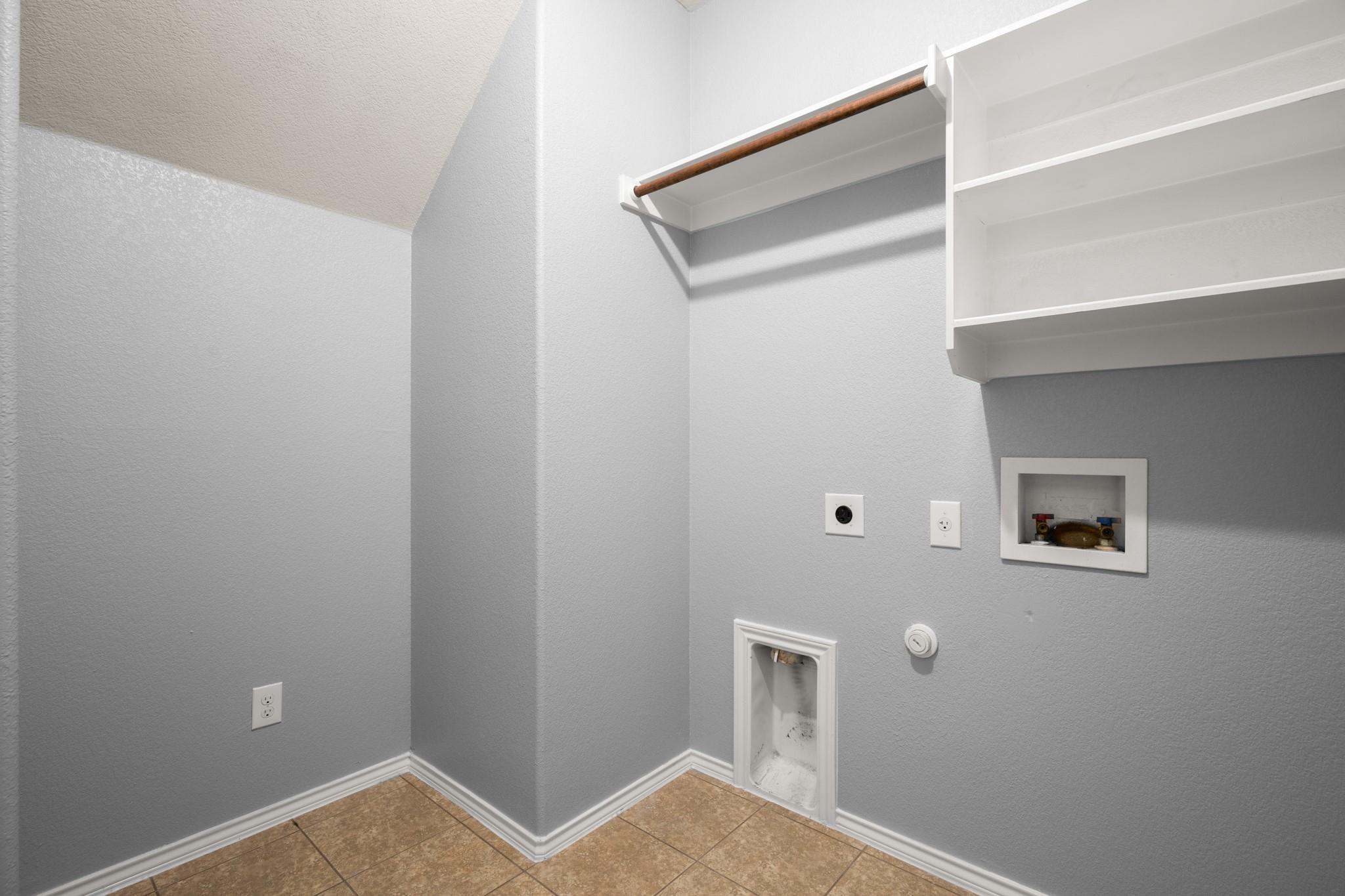 4617 Tiddle Ln Property Photo 23