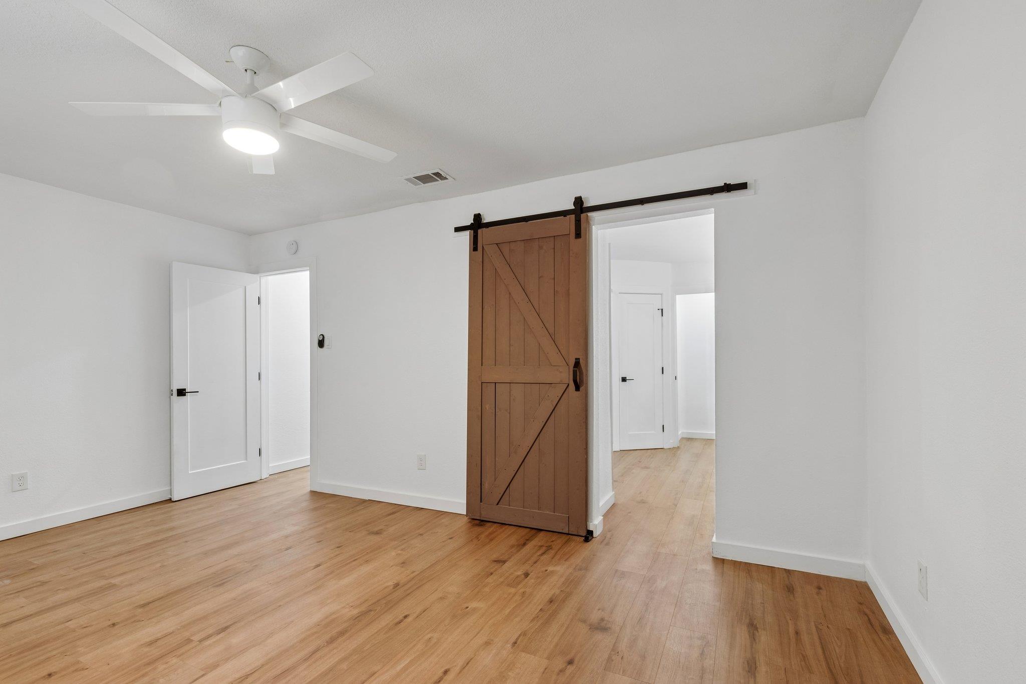 1900 Rampart Cir Property Photo 5