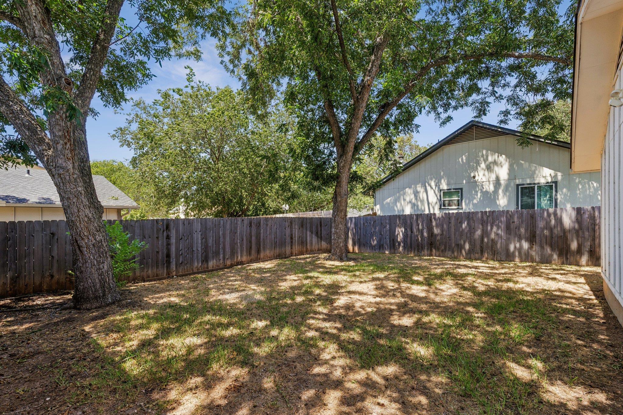 1900 Rampart Cir Property Photo 11