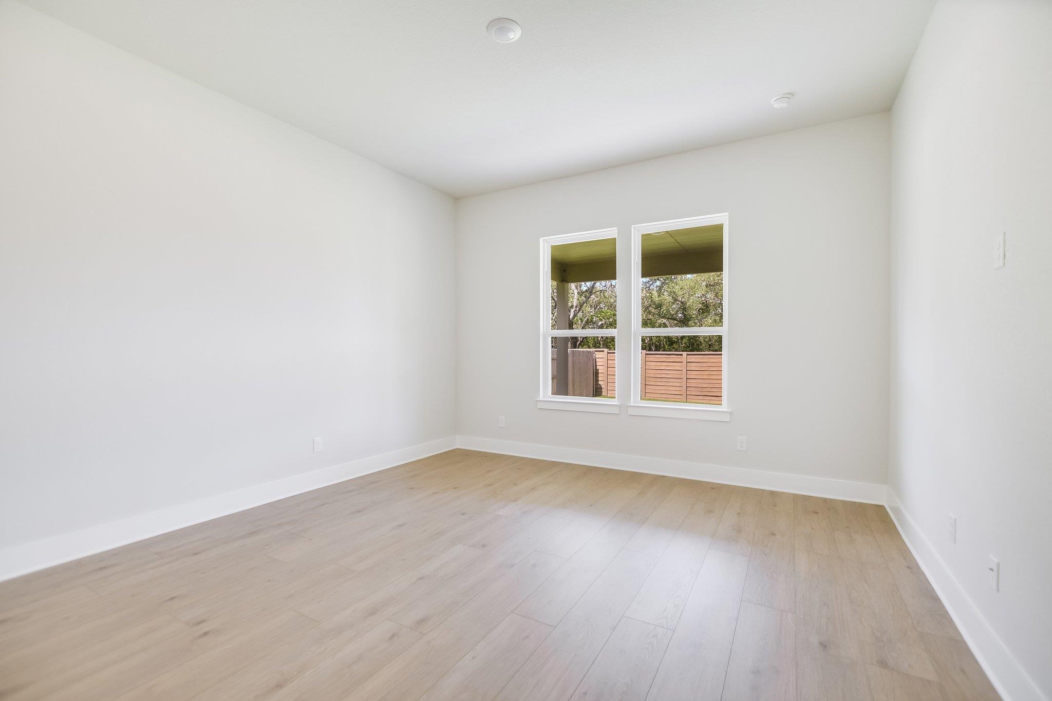 278 Smithsonian Ln Property Photo 9