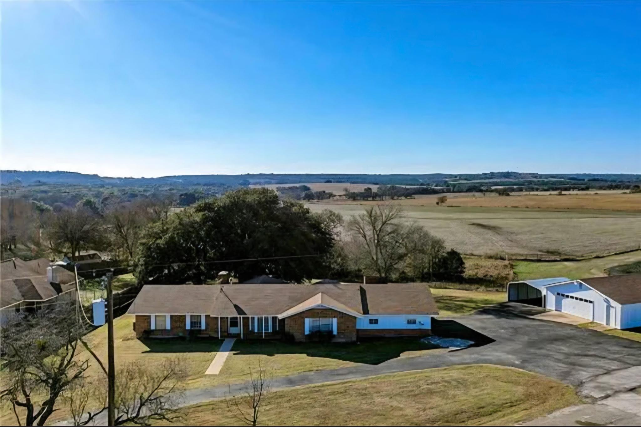104 County Road 108 None Property Photo 3