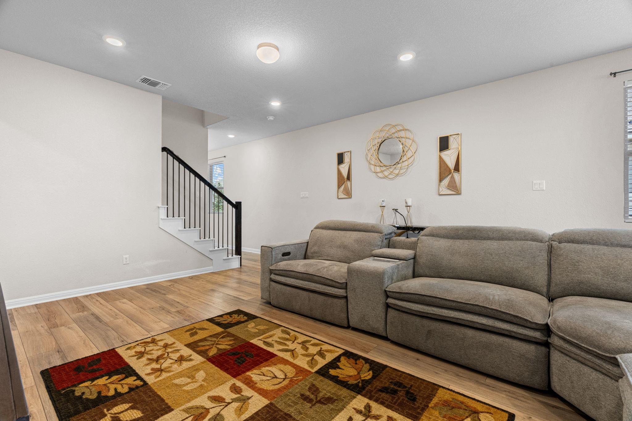 110 Palo Brea Loop Property Photo 13